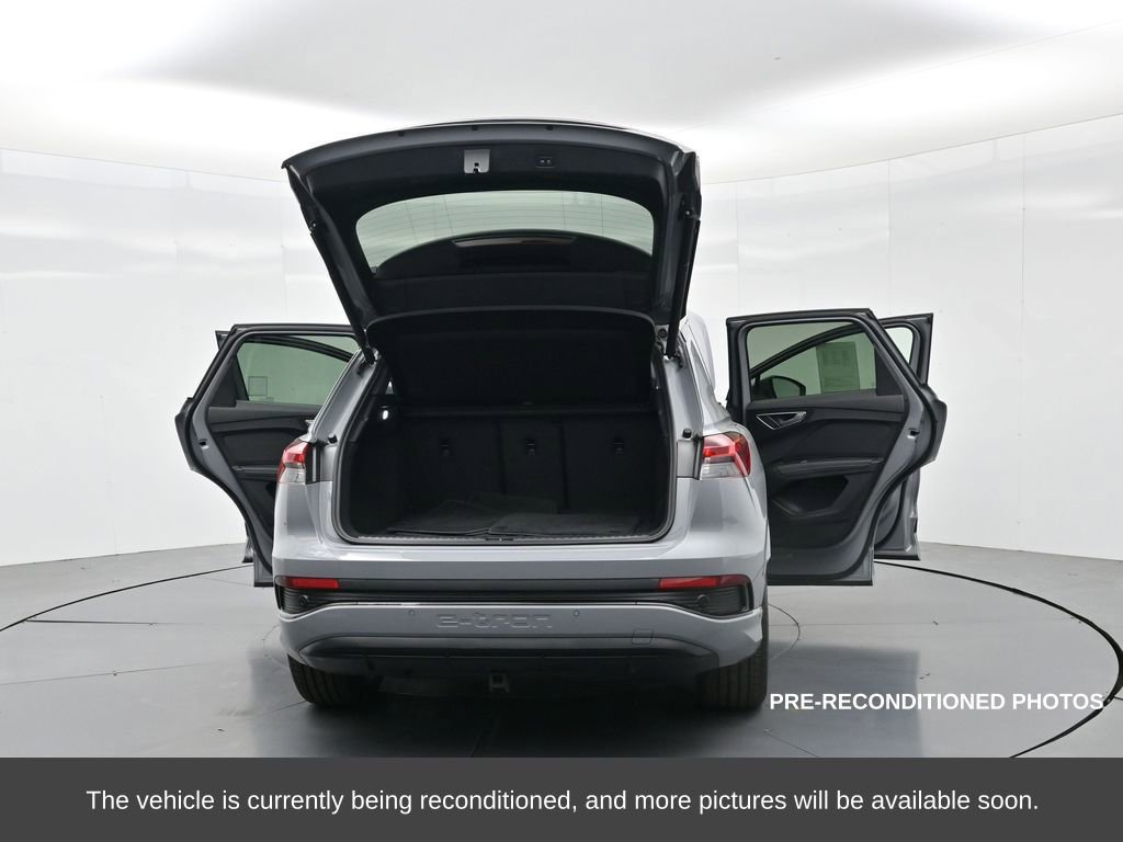 Used 2024 Audi Q4 e-tron Prestige w/ Black Optic Package image 41