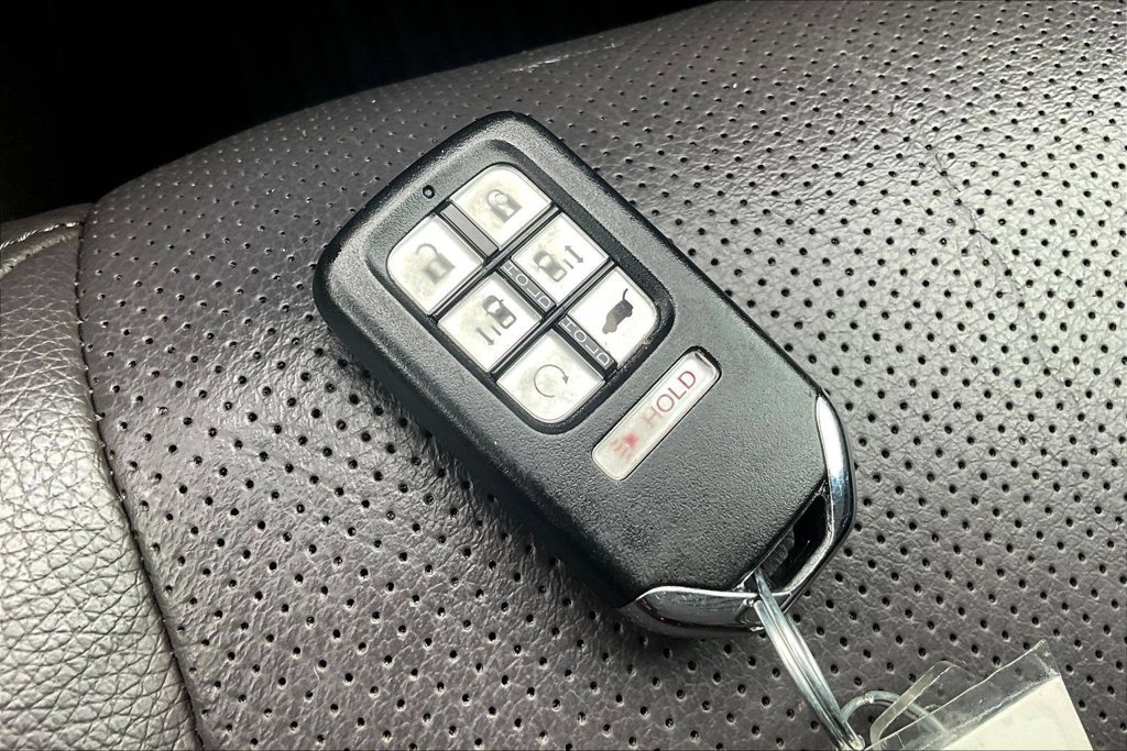 Used 2018 Honda Odyssey Elite image 10