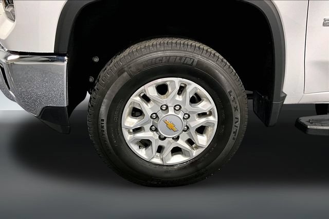 Used 2024 Chevrolet Silverado 2500 LTZ w/ LTZ Premium Package AWD/4WD image 30