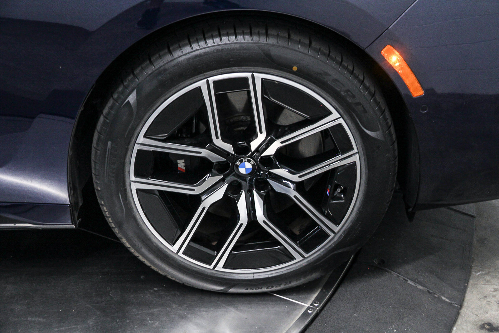 Certified 2023 BMW 740i RWD image 9