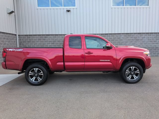 Used 2018 Toyota Tacoma TRD Sport w/ Technology Package AWD/4WD video 2