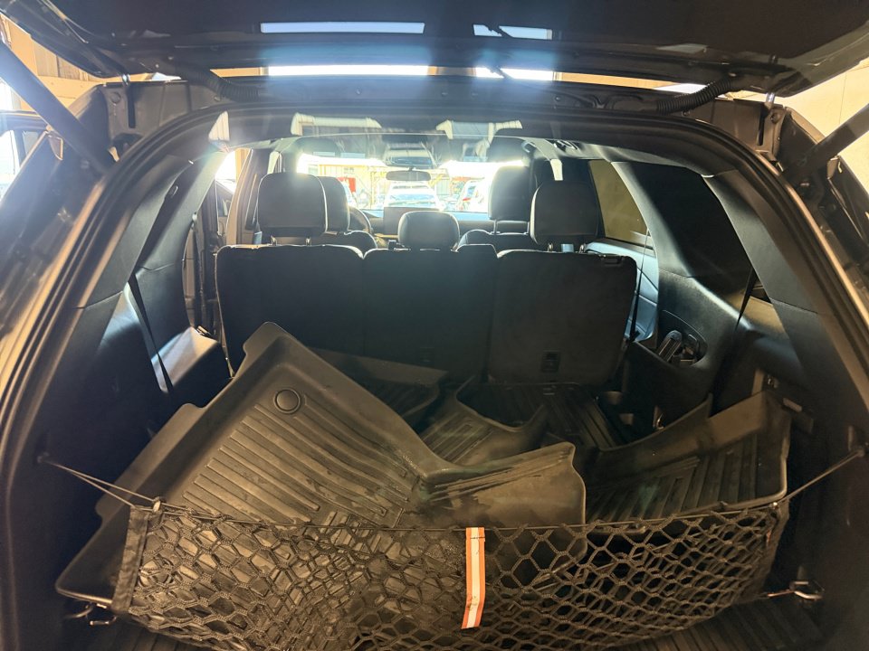 Used 2026 Ford Explorer ST-Line w/ ST-Line Street Pack AWD/4WD image 19
