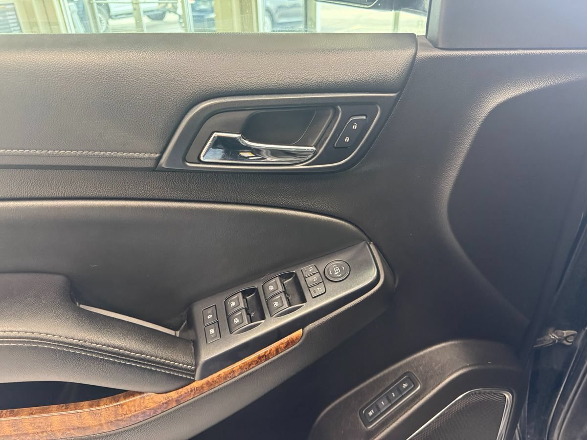 Used 2015 Chevrolet Tahoe LTZ AWD/4WD image 9