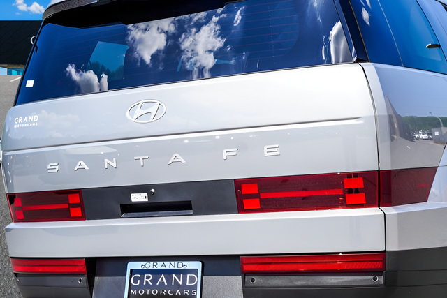 Certified 2026 Hyundai Santa Fe SEL FWD image 40