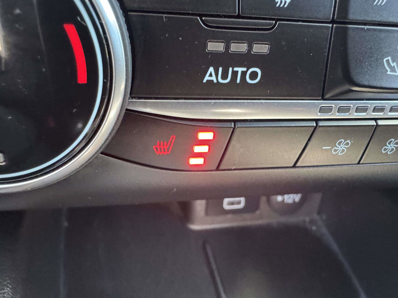 Used 2024 Ford Escape Active image 24