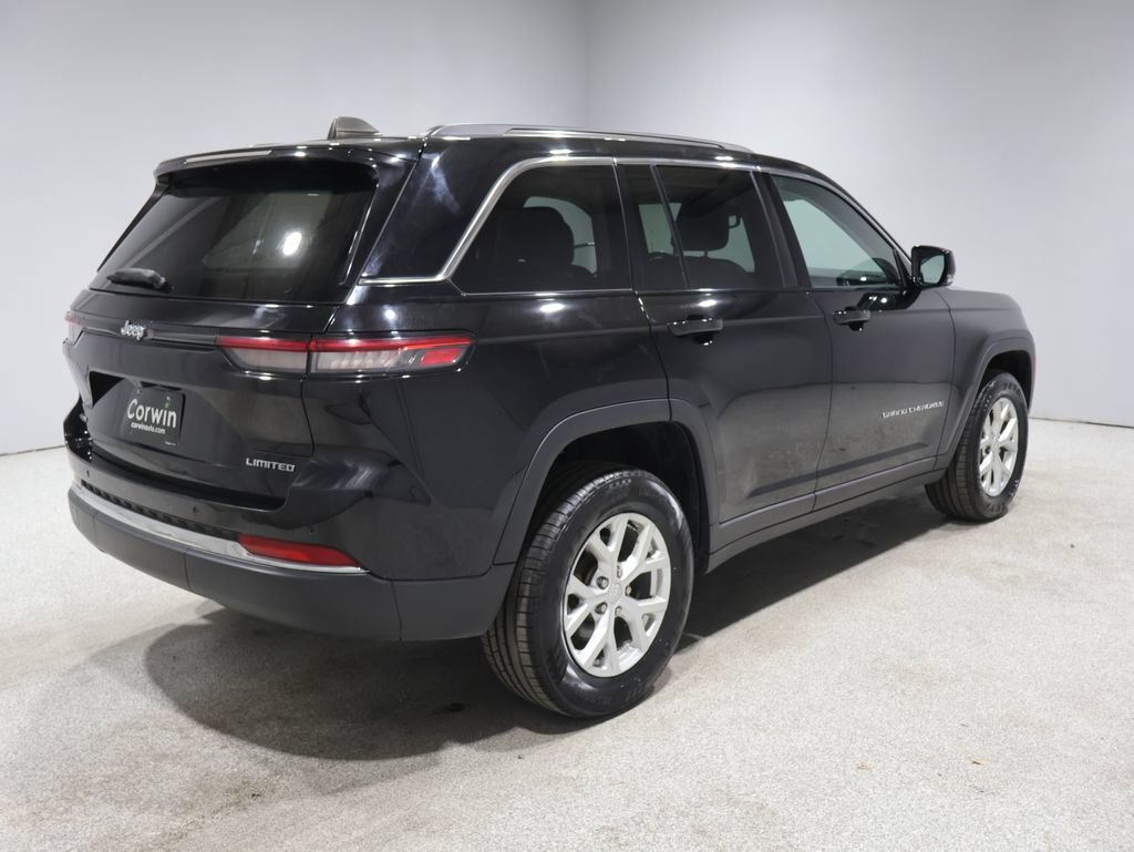 Used 2023 Jeep Grand Cherokee Limited AWD/4WD image 2