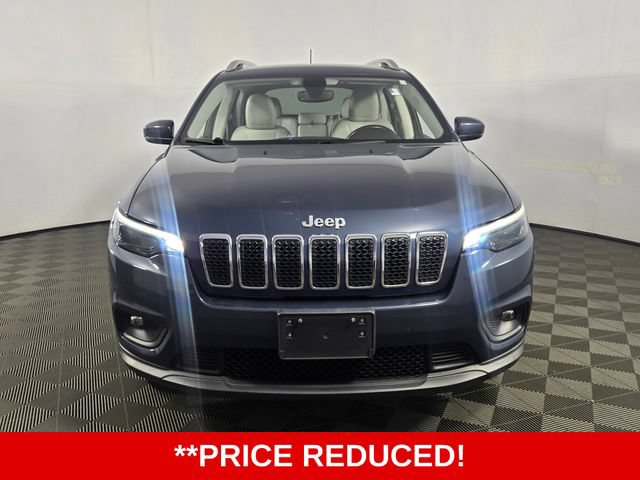 Used 2020 Jeep Cherokee Latitude Plus w/ Comfort/Convenience Group AWD/4WD image 2