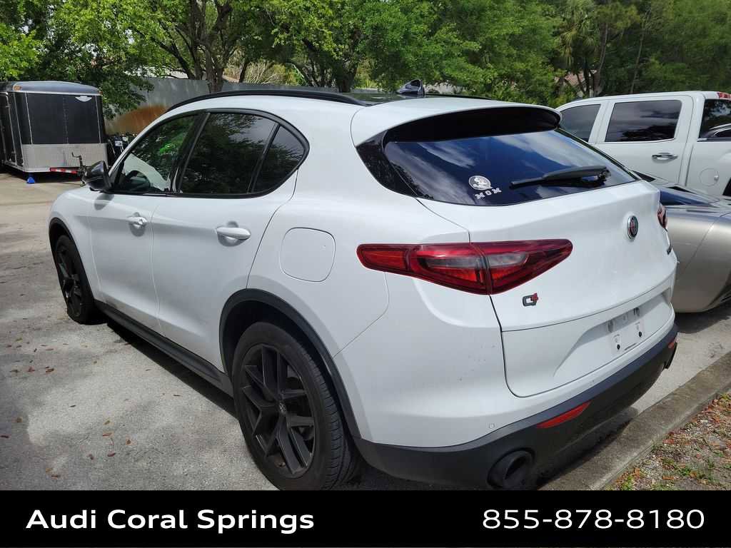 Used 2019 Alfa Romeo Stelvio Ti w/ Nero Edizione image 15