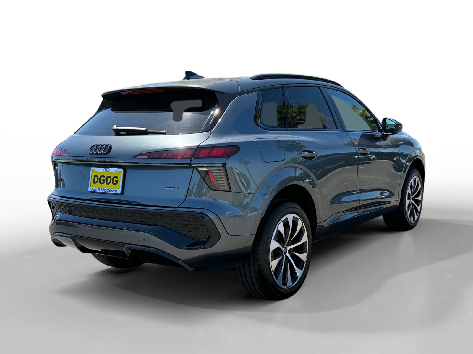 New 2026 Audi Q3 quattro 2.0T AWD/4WD image 5