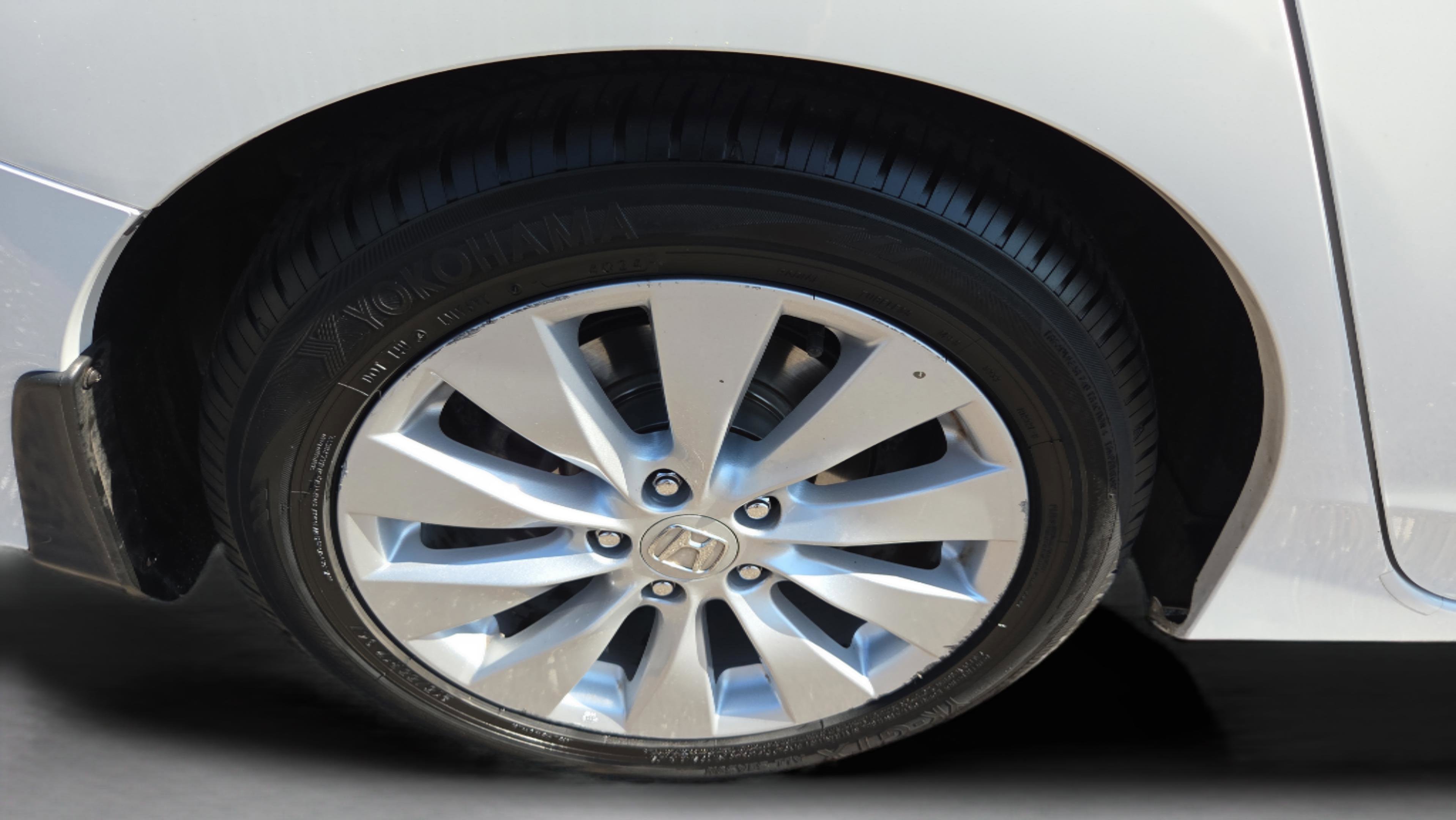 Used 2013 Honda Accord EX-L image 21