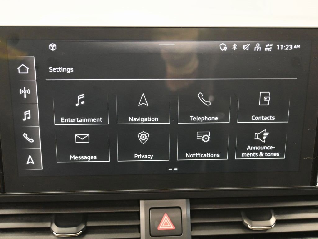 Used 2022 Audi A4 2.0T Premium Plus w/ Premium Plus Package image 27