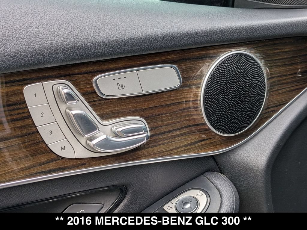 Used 2016 Mercedes-Benz GLC 300 image 25