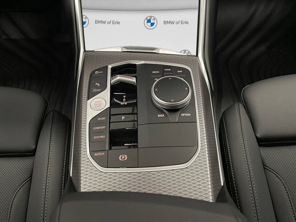 New 2026 BMW 330i xDrive Sedan w/ Premium Package AWD/4WD image 9