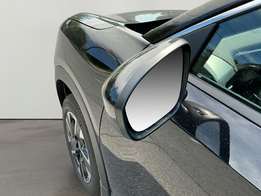 New 2027 Nissan Kicks SV AWD/4WD image 11