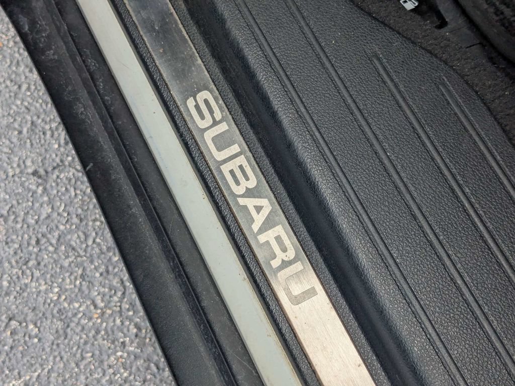 Used 2019 Subaru Outback 2.5i Limited AWD/4WD image 25