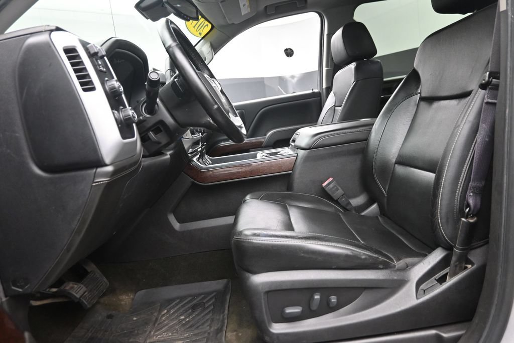 Used 2017 GMC Sierra 1500 SLT AWD/4WD image 16