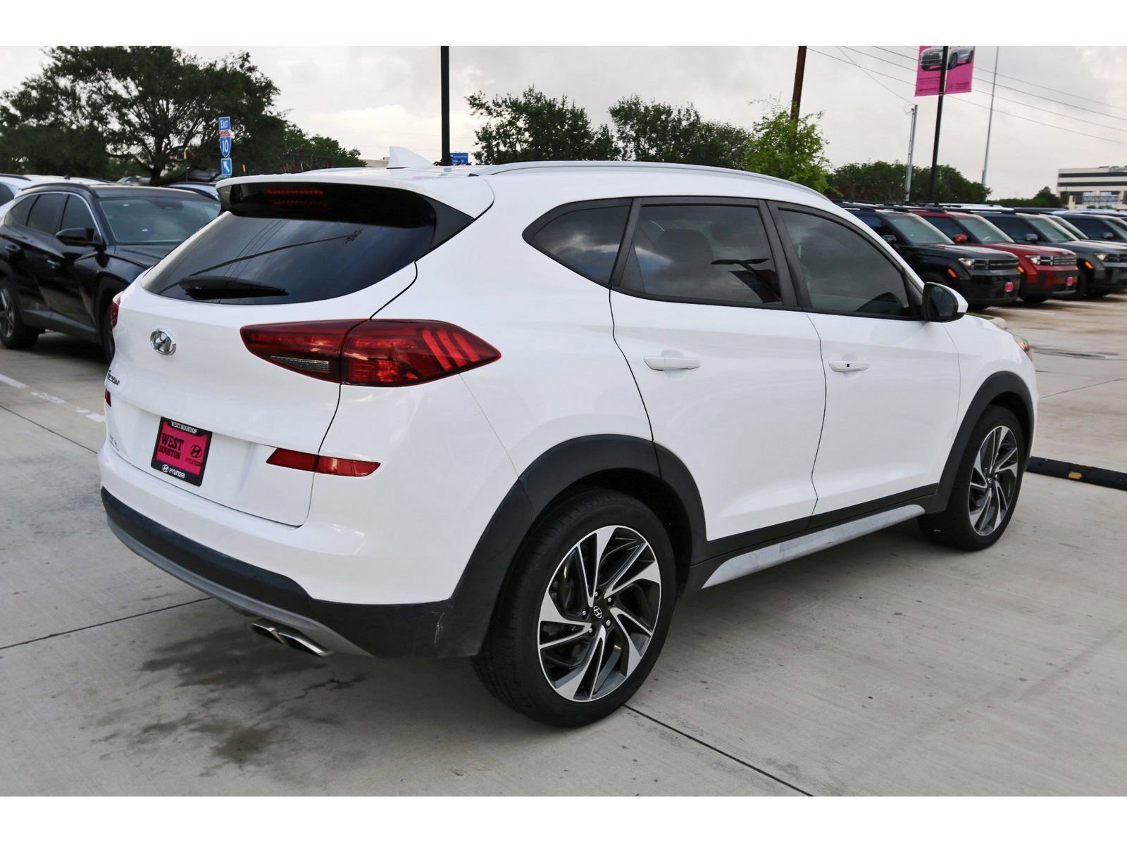 Used 2019 Hyundai Tucson Sport w/ Cargo Package FWD image 8