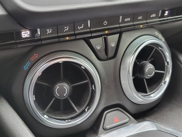 Used 2021 Chevrolet Camaro LT w/ RS Package image 34