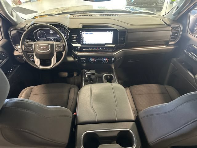 Used 2024 GMC Sierra 1500 Elevation w/ X31 Off-Road Package AWD/4WD image 15