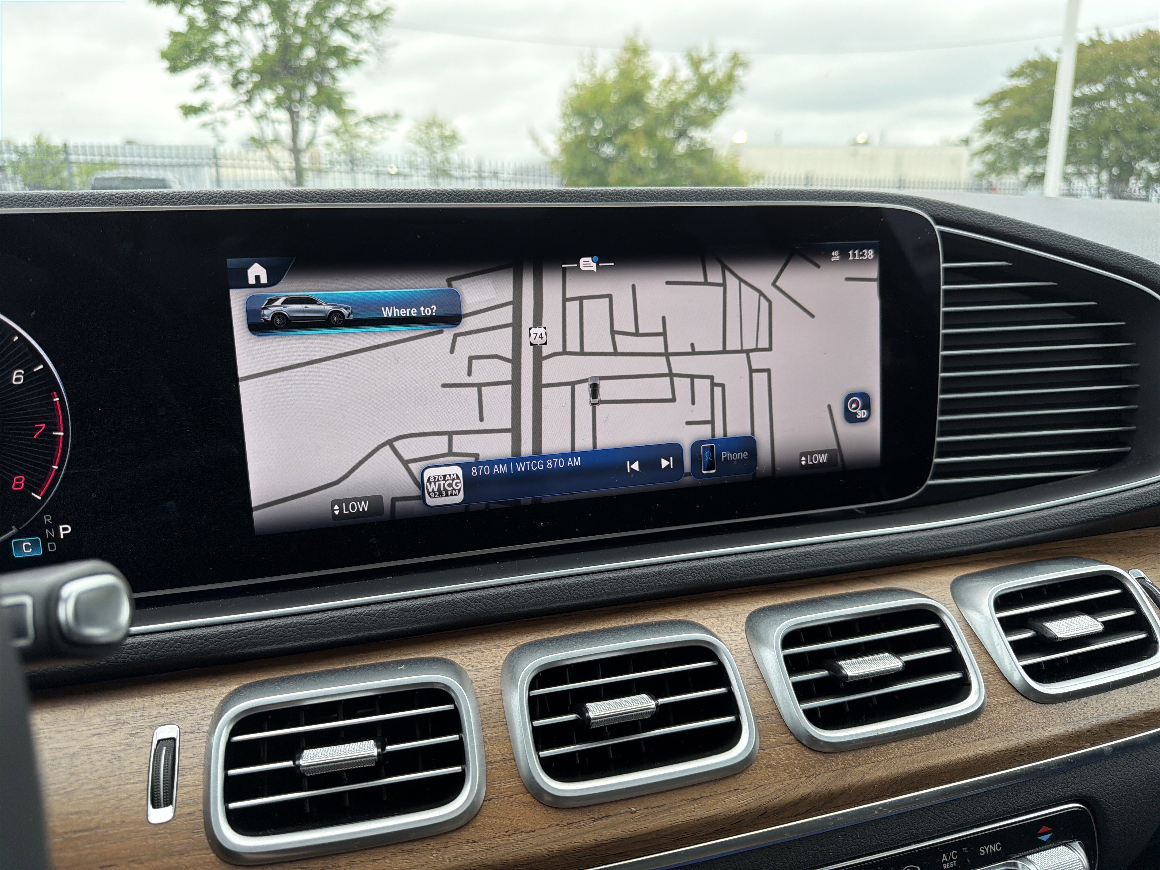 Used 2025 Mercedes-Benz GLE 350 4MATIC image 24