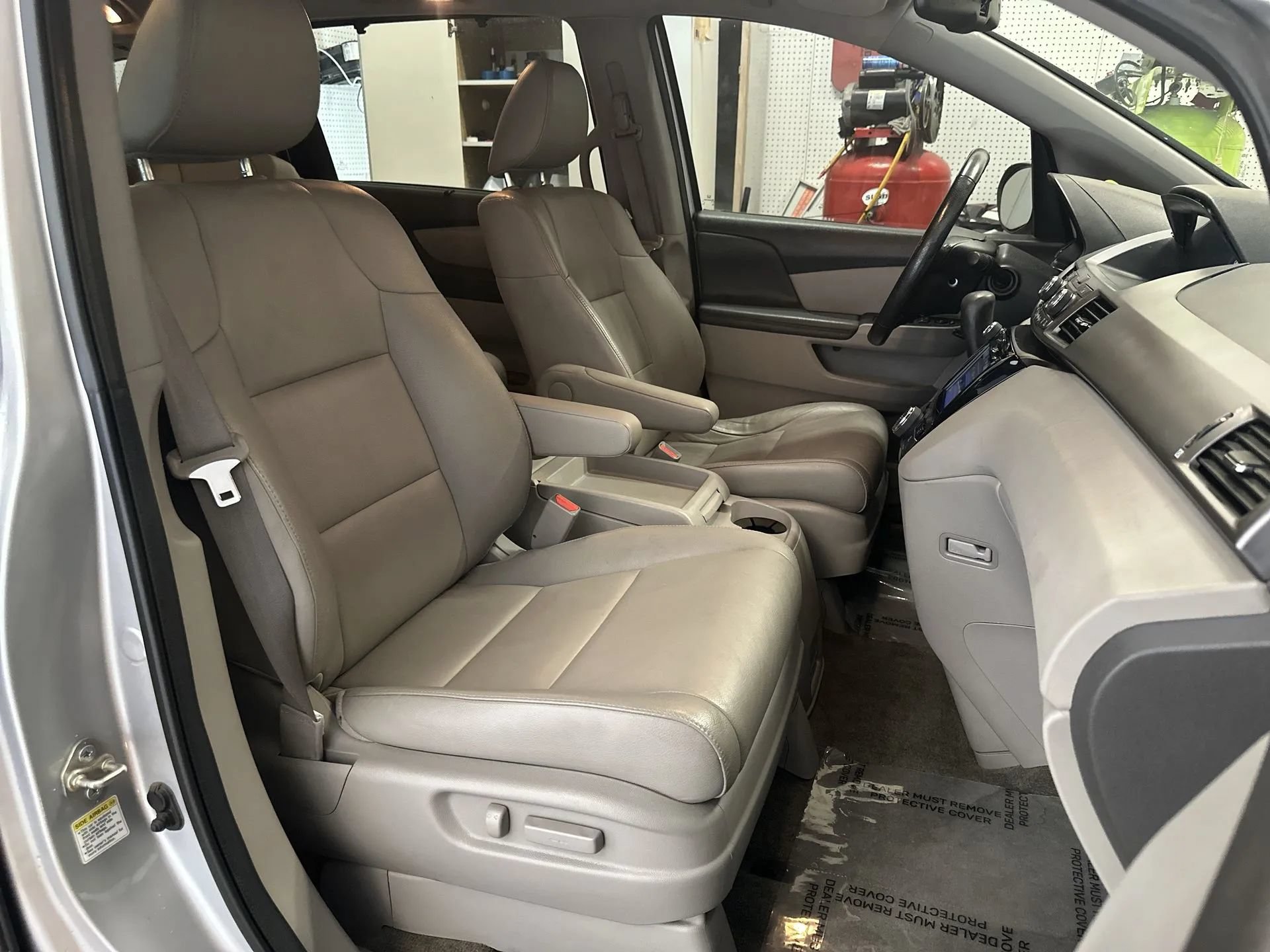 Used 2014 Honda Odyssey EX-L image 26