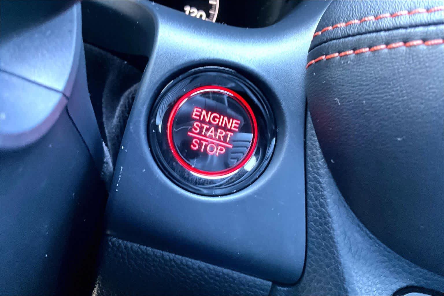 Used 2023 Honda HR-V Sport image 32