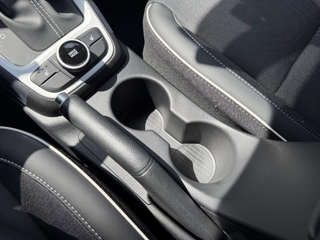 New 2025 Hyundai Venue Limited image 25