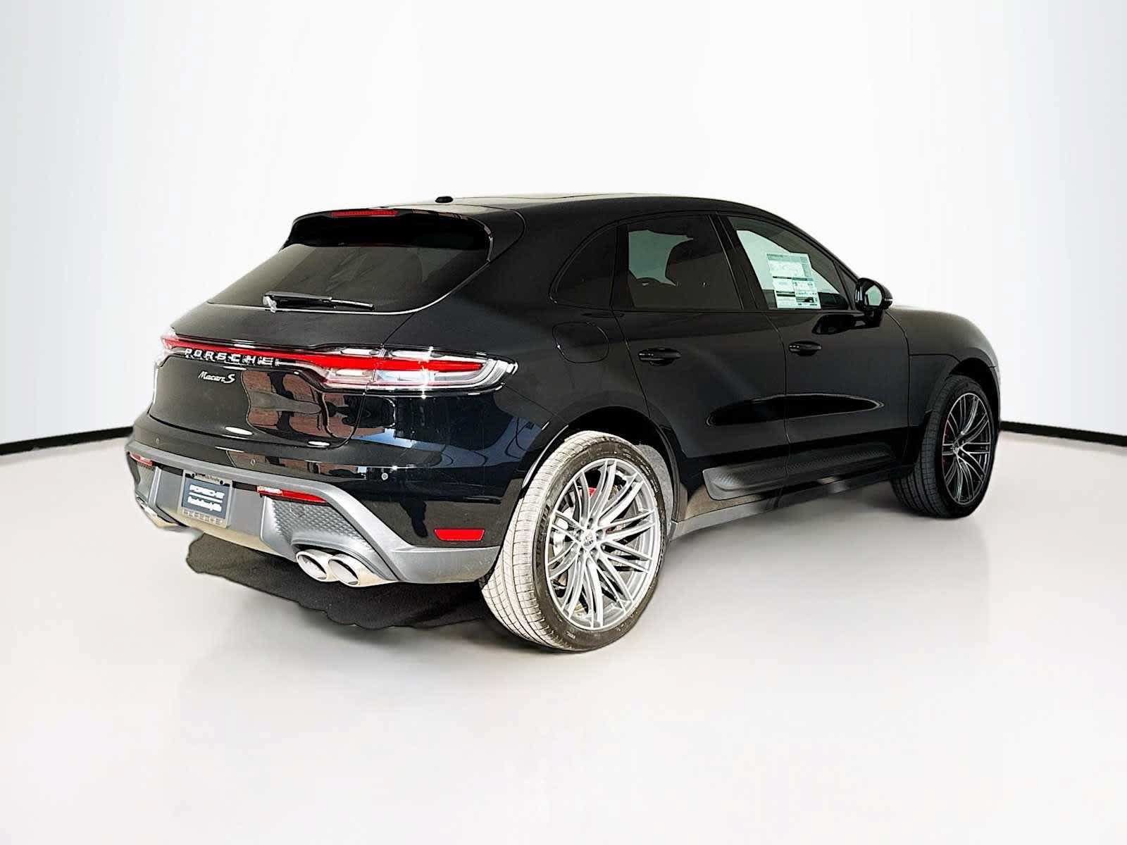 New 2026 Porsche Macan S AWD/4WD image 9