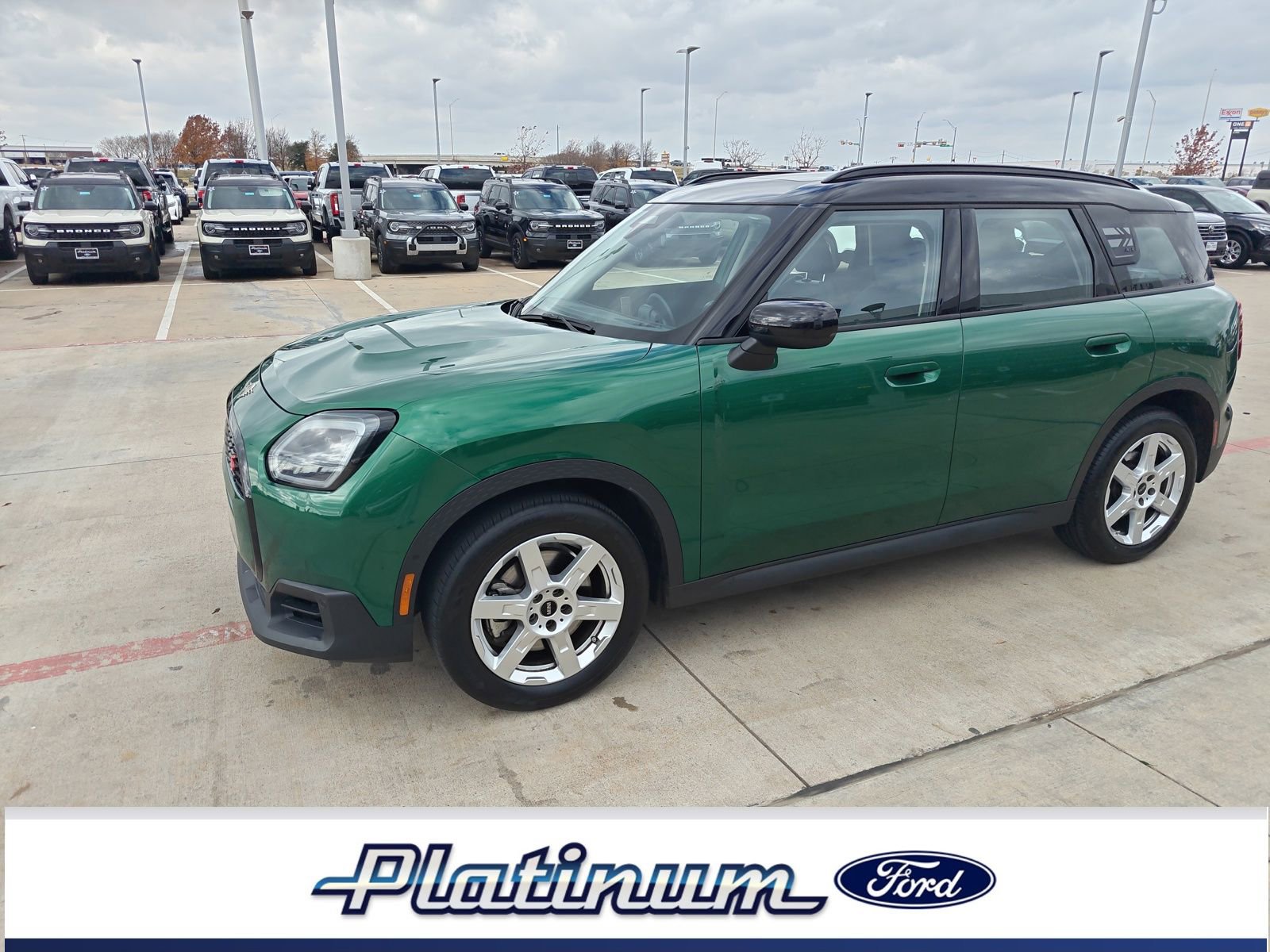Used 2025 MINI Cooper Countryman S image 1