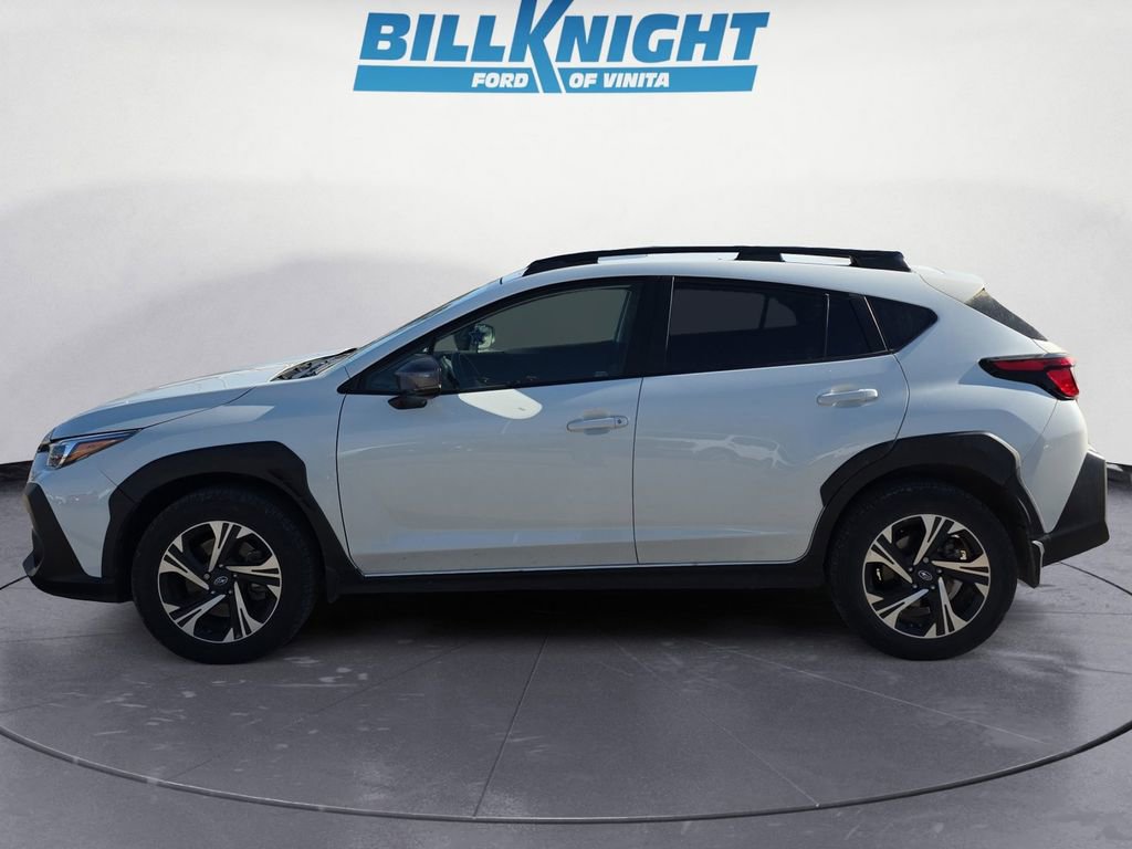 Used 2024 Subaru Crosstrek 2.0i Premium image 2
