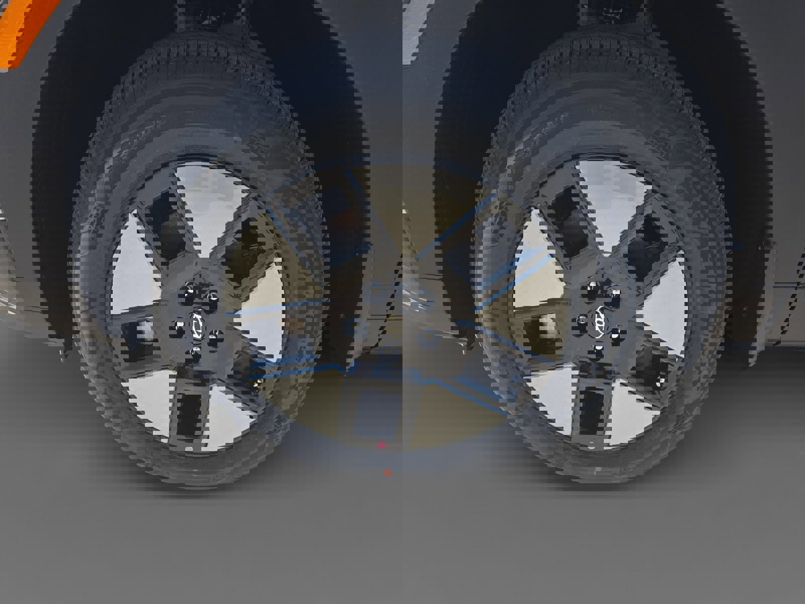 New 2026 Hyundai Santa Fe SE image 9