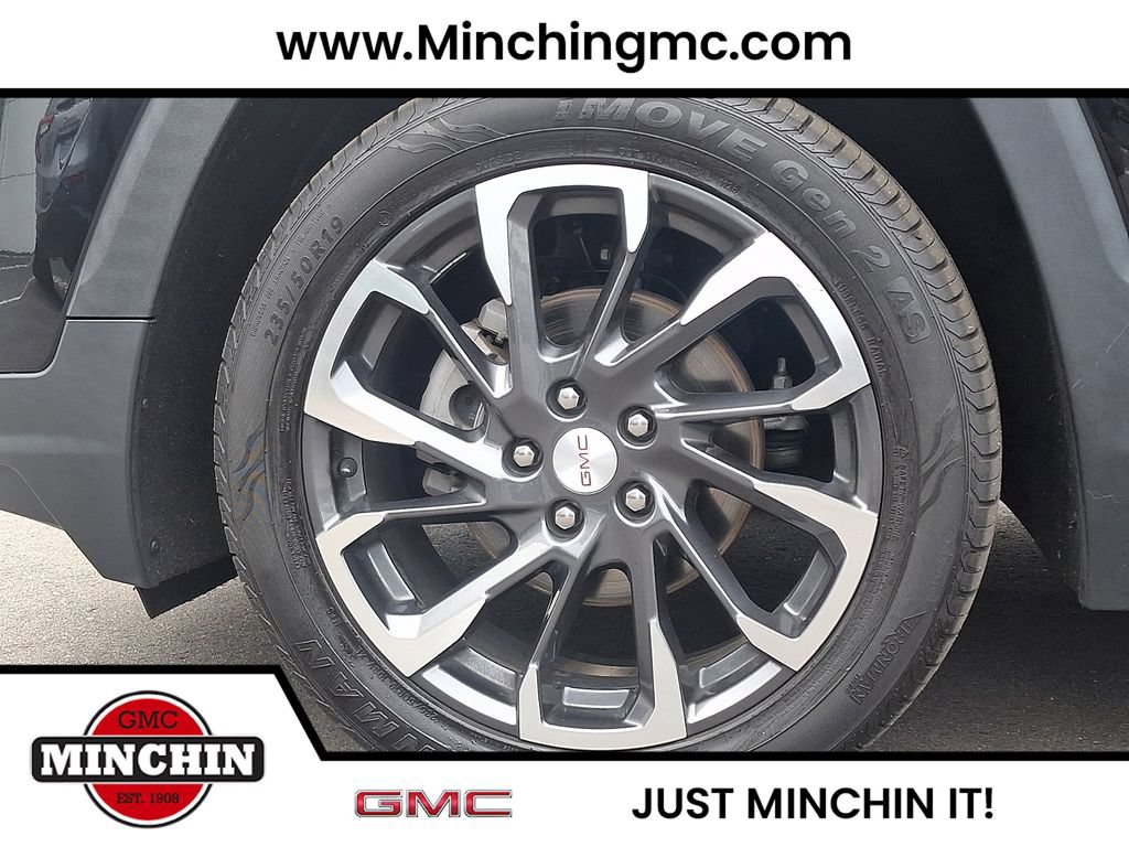 Used 2022 GMC Terrain SLT w/ Tech Package AWD/4WD image 8