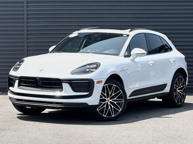 Certified 2026 Porsche Macan AWD/4WD image 1
