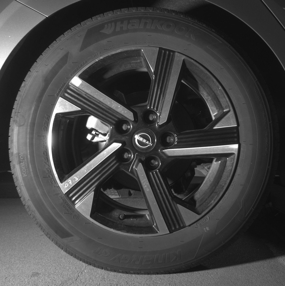 Used 2025 Nissan Sentra SV image 15