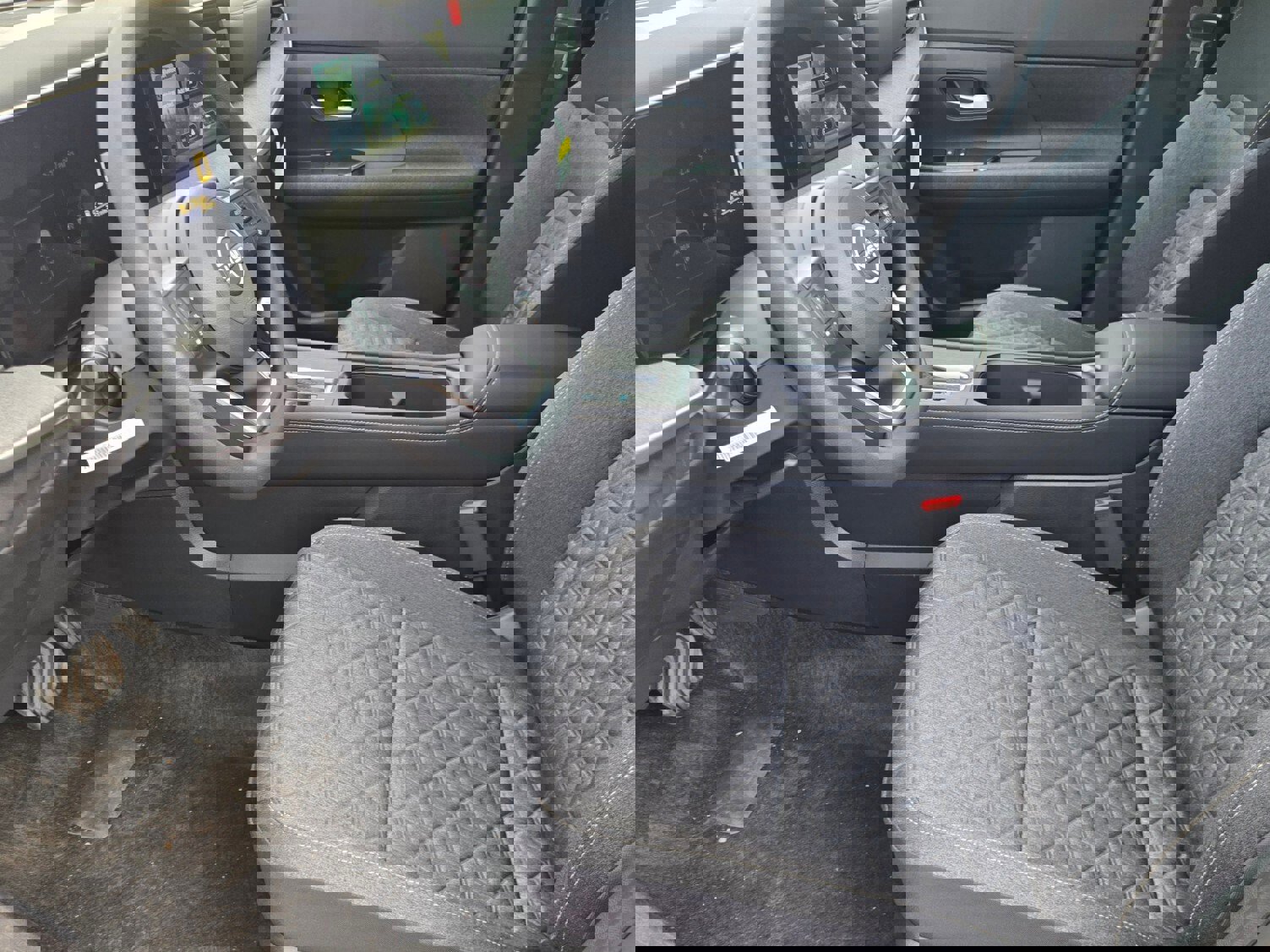 New 2025 Nissan Kicks SV w/ SV Premium Package image 21