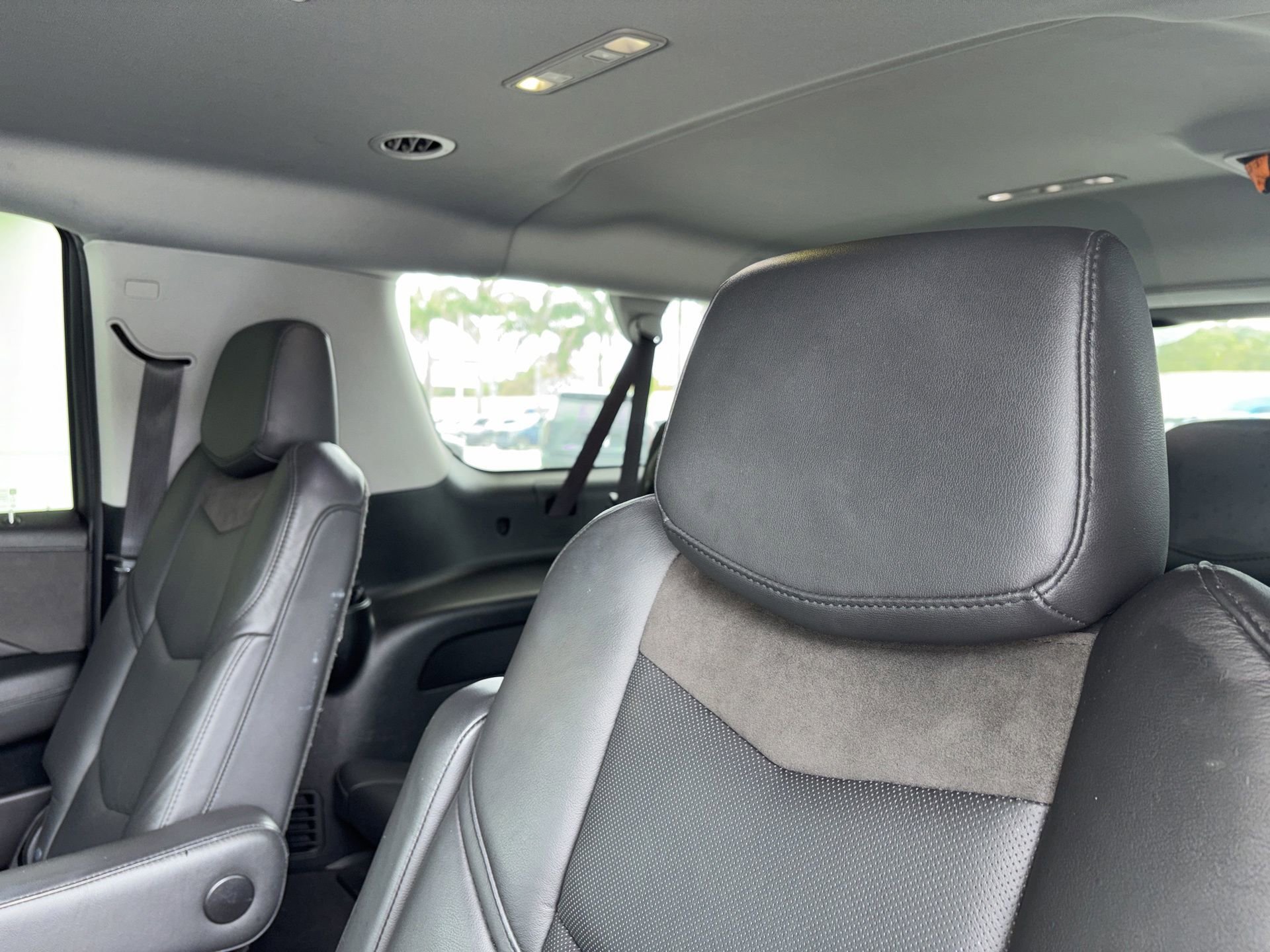 Used 2020 Cadillac Escalade ESV Luxury image 12