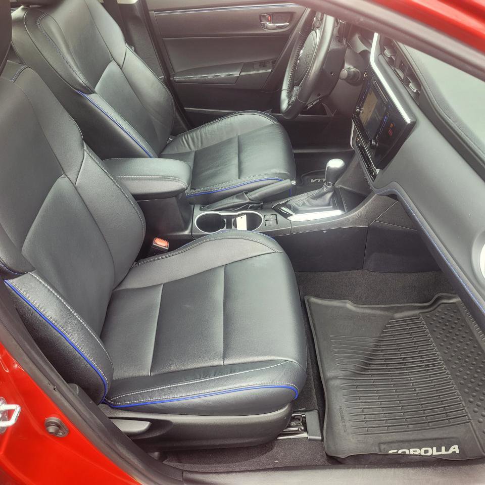 Used 2019 Toyota Corolla XSE image 25