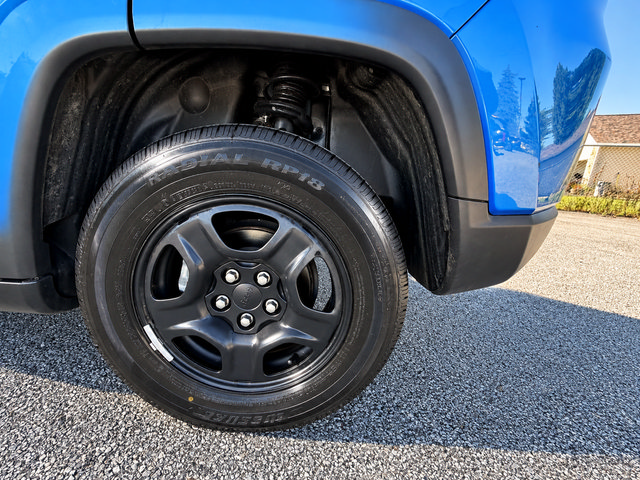 Used 2018 Jeep Compass Sport FWD image 23