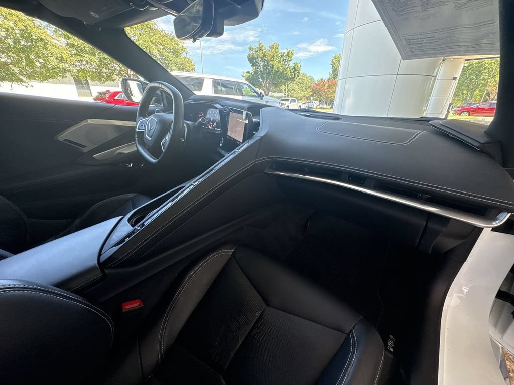 Used 2023 Chevrolet Corvette Stingray Preferred Cpe w/ Z51 Performance Package RWD image 25