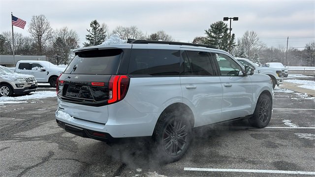 New 2025 Ford Expedition Platinum w/ Stealth Performance Package image 30