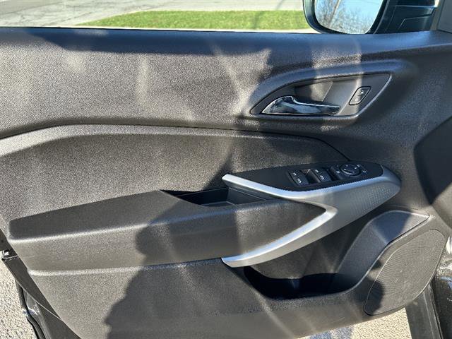 Certified 2024 Chevrolet Trax RS w/ Driver Confidence Package image 14