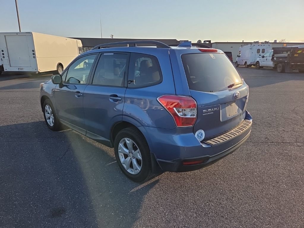 Used 2016 Subaru Forester 2.5i Premium w/ All-Weather Package image 2