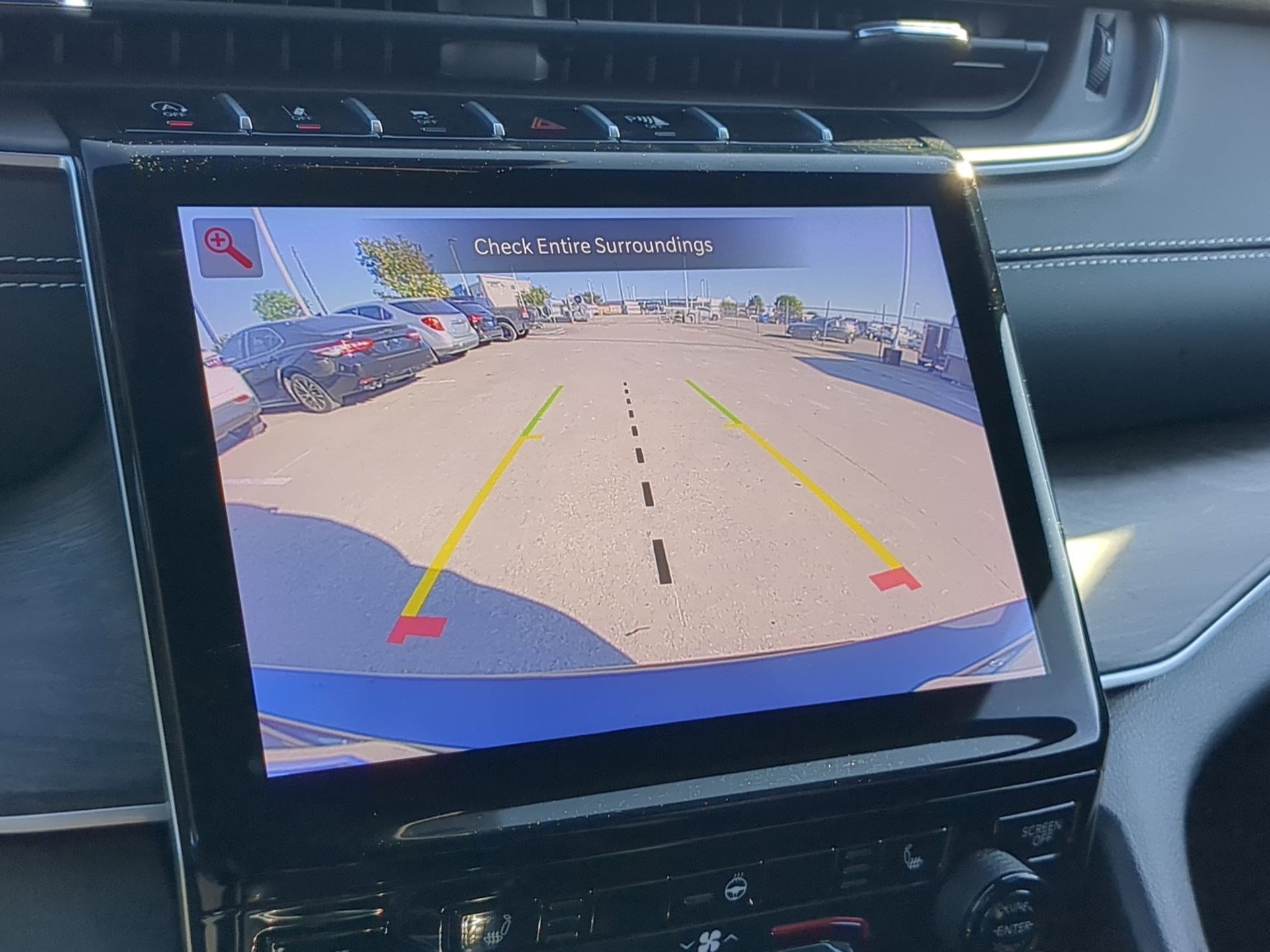 Used 2024 Jeep Grand Cherokee L Limited image 24