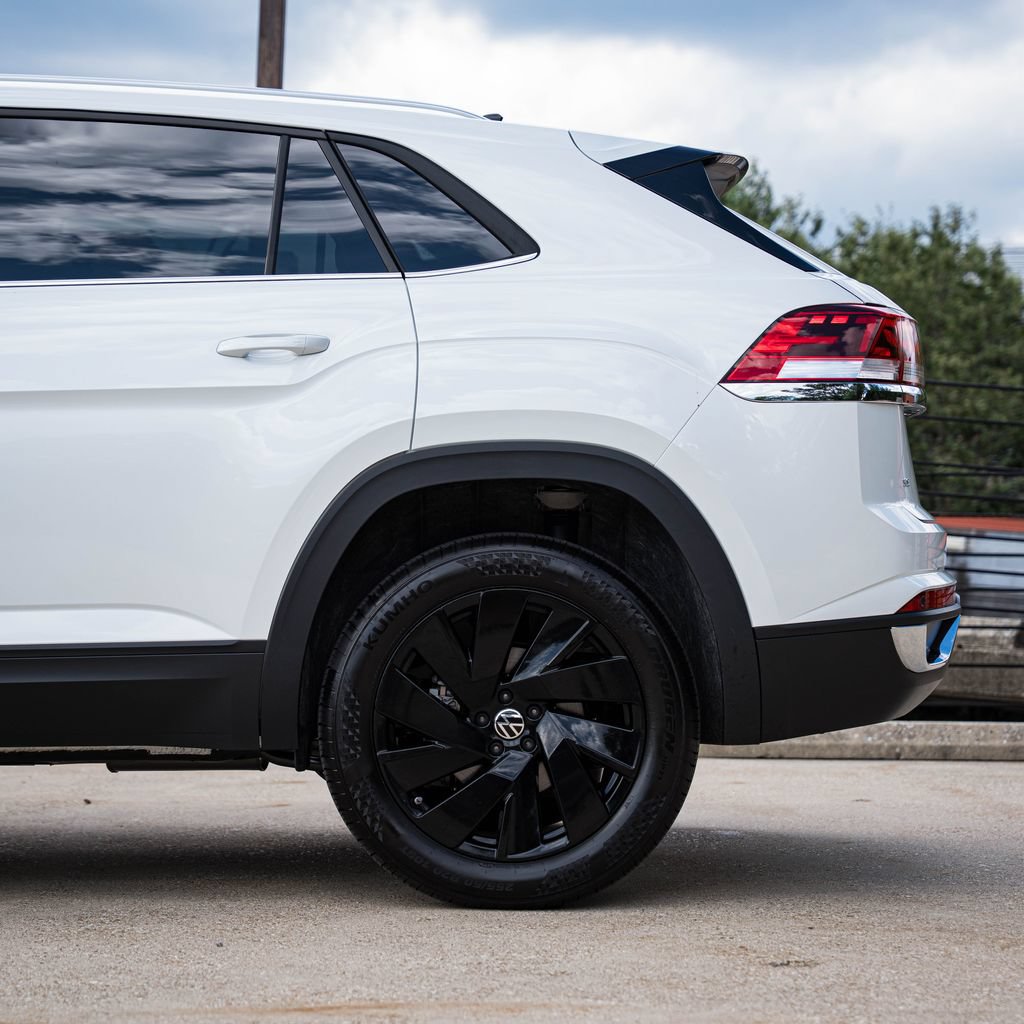 Used 2026 Volkswagen Atlas Cross Sport SE AWD/4WD image 4