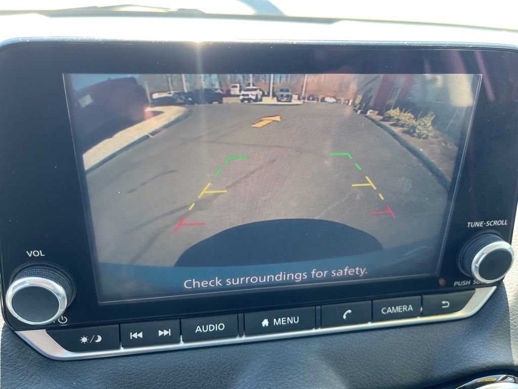 Certified 2020 Nissan Sentra SV w/ Trunk Package image 14