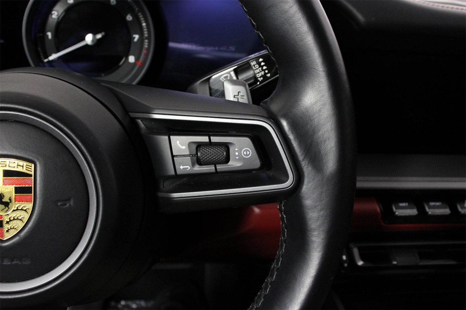 Used 2021 Porsche 911 Targa 4S image 15