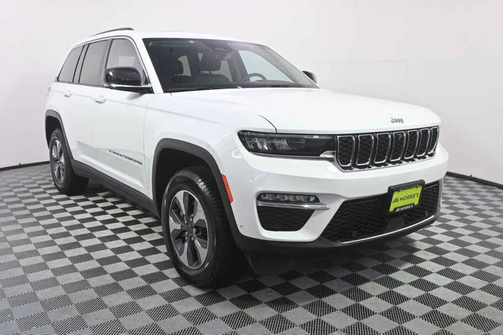 Used 2022 Jeep Grand Cherokee Limited 4xe w/ Luxury Tech Group II AWD/4WD image 7