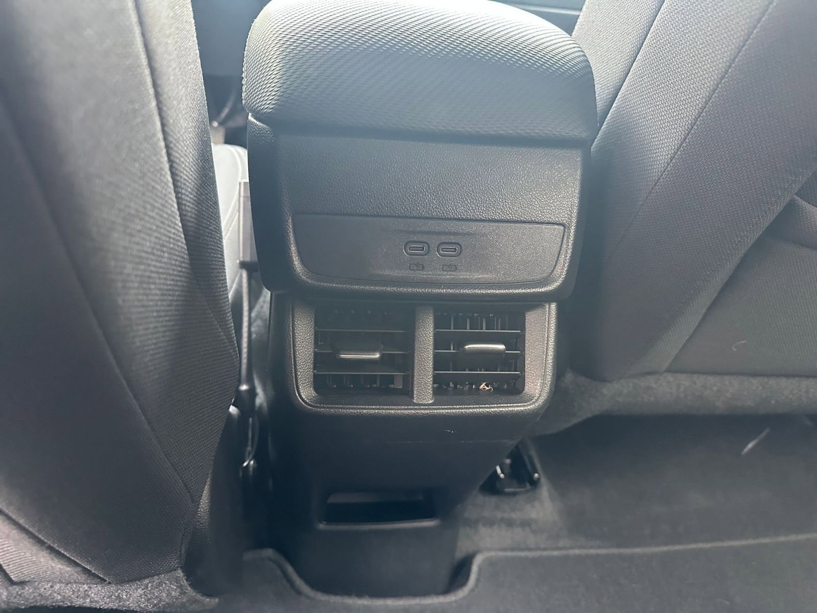 Used 2025 Chevrolet Equinox LT image 23