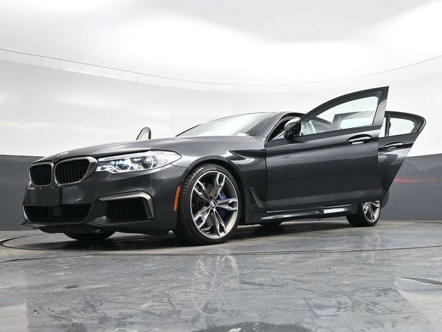 Used 2018 BMW M550i xDrive image 42