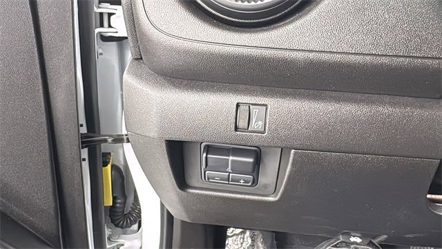 Used 2024 Chevrolet Colorado Trail Boss w/ Advanced Trailering Package image 31